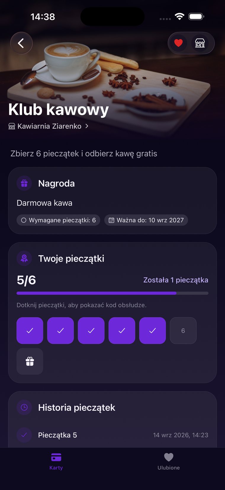 Widok karty lojalnościowej kawiarni w aplikacji Pieczątkowo z postępem 5 z 6 pieczątek